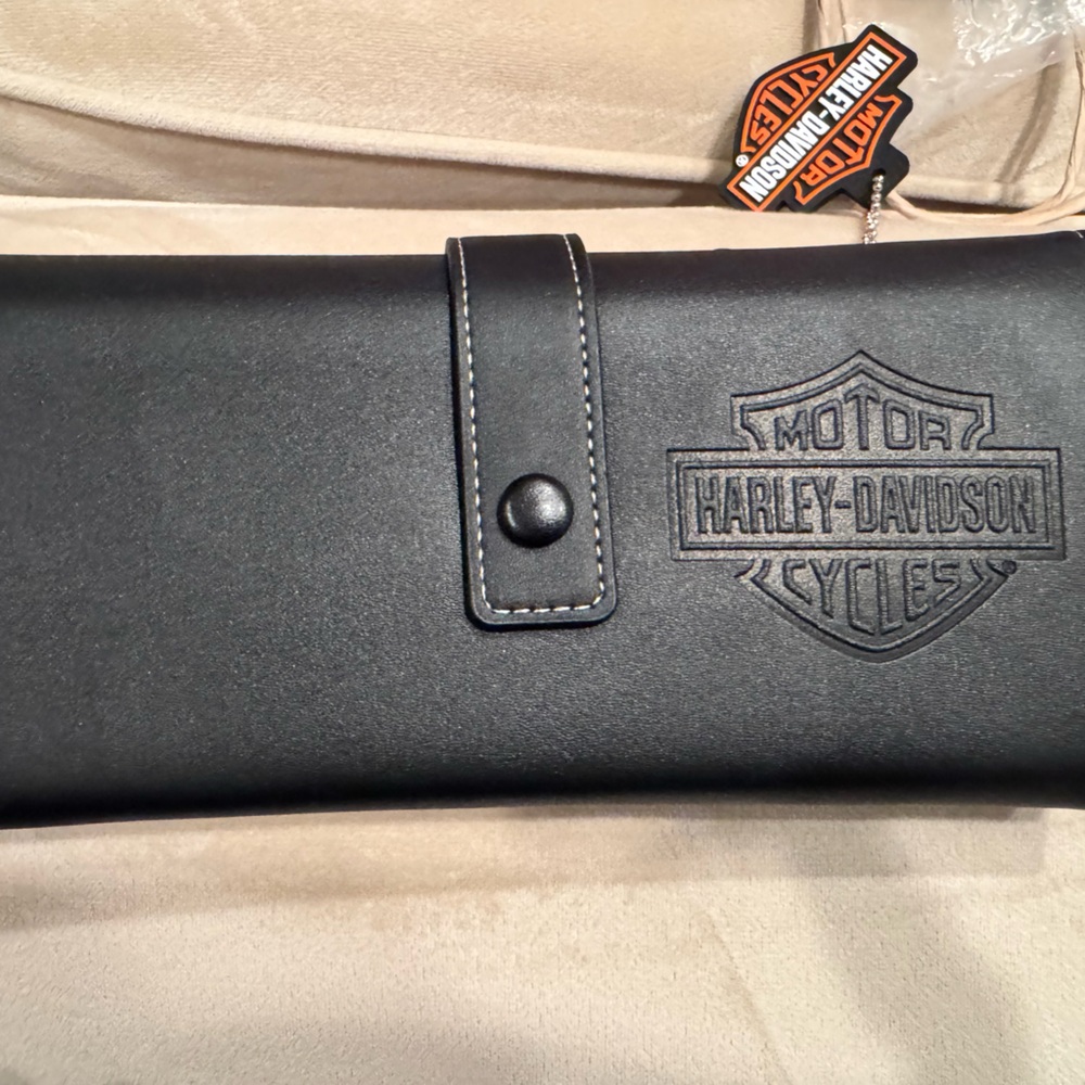 Harley-Davidson Black Key Holder Leather Accessory